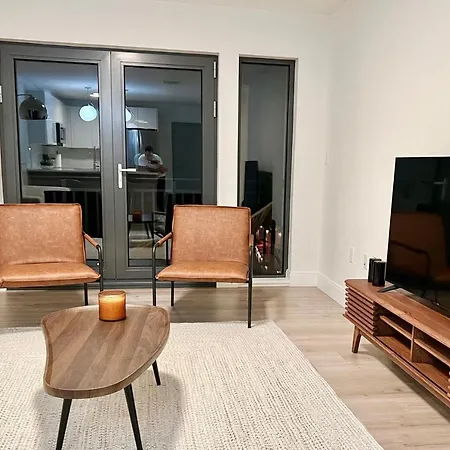 Modern 2 Bed Furnished Apartment In Quincy Extérieur photo