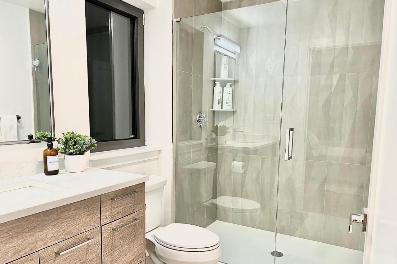 Modern 2 Bed Furnished In Appartement *